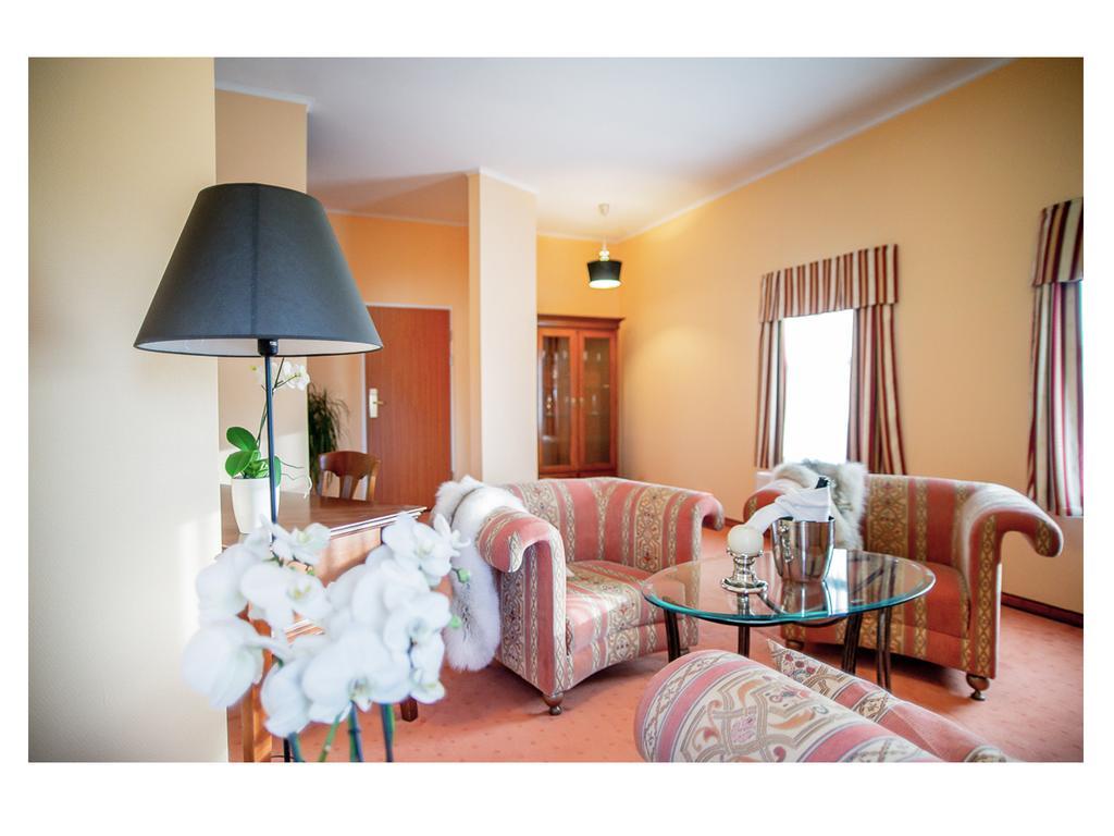 Hotel Fenix Jelenia Góra Zimmer foto